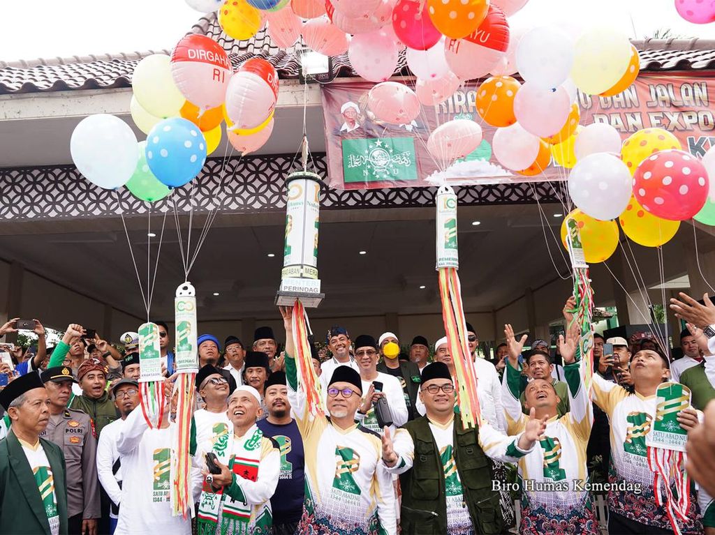 Lihat Lagi Meriahnya Kirab dan Expo NU di Kraksaan Jatim